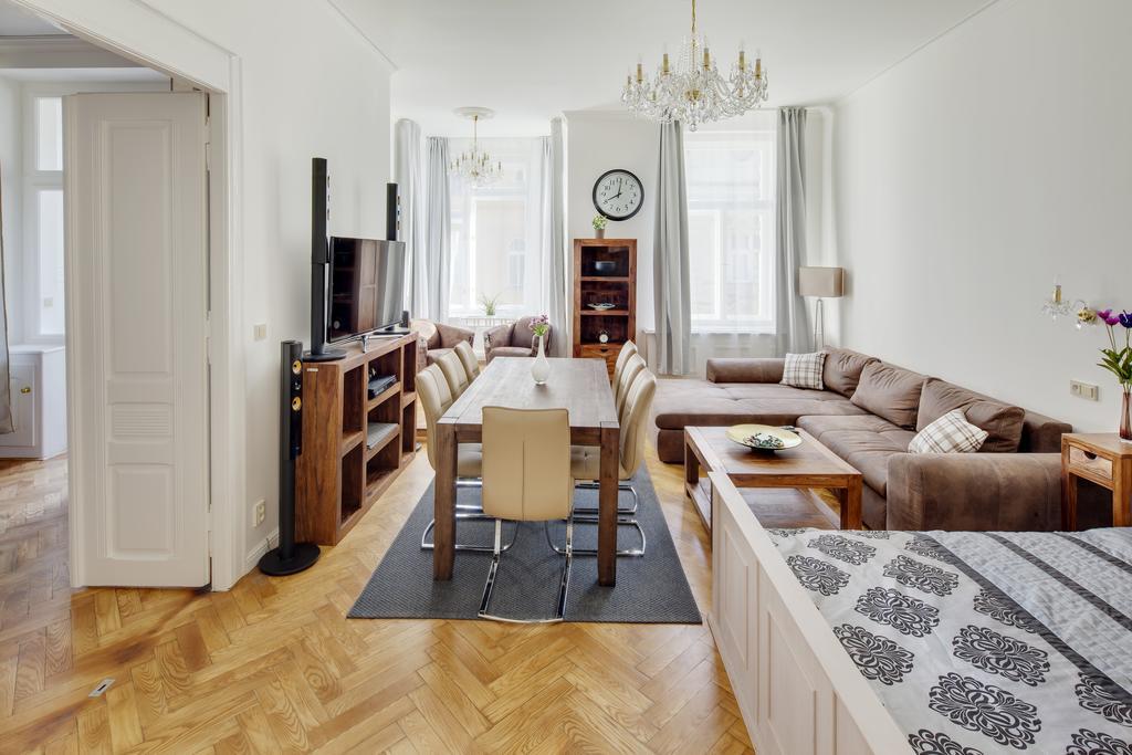 V Kolkovne - Old Town Residence Praag Kamer foto