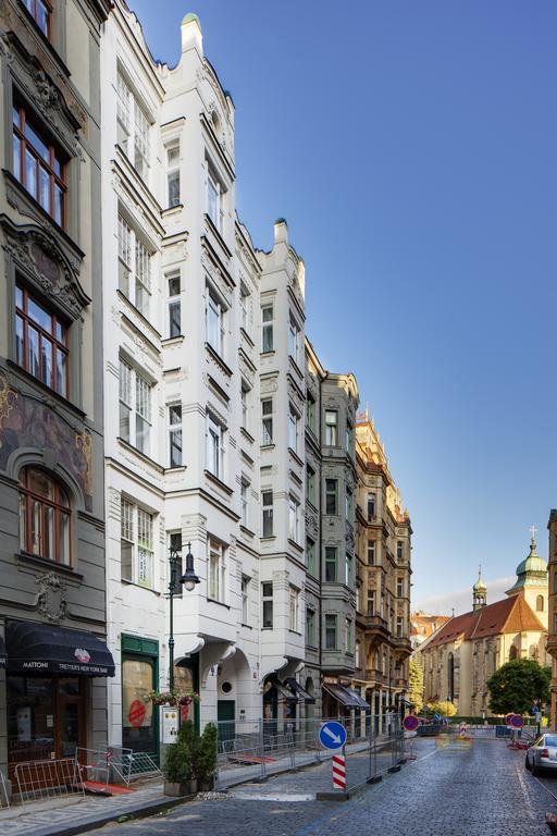 V Kolkovne - Old Town Residence Praag Kamer foto