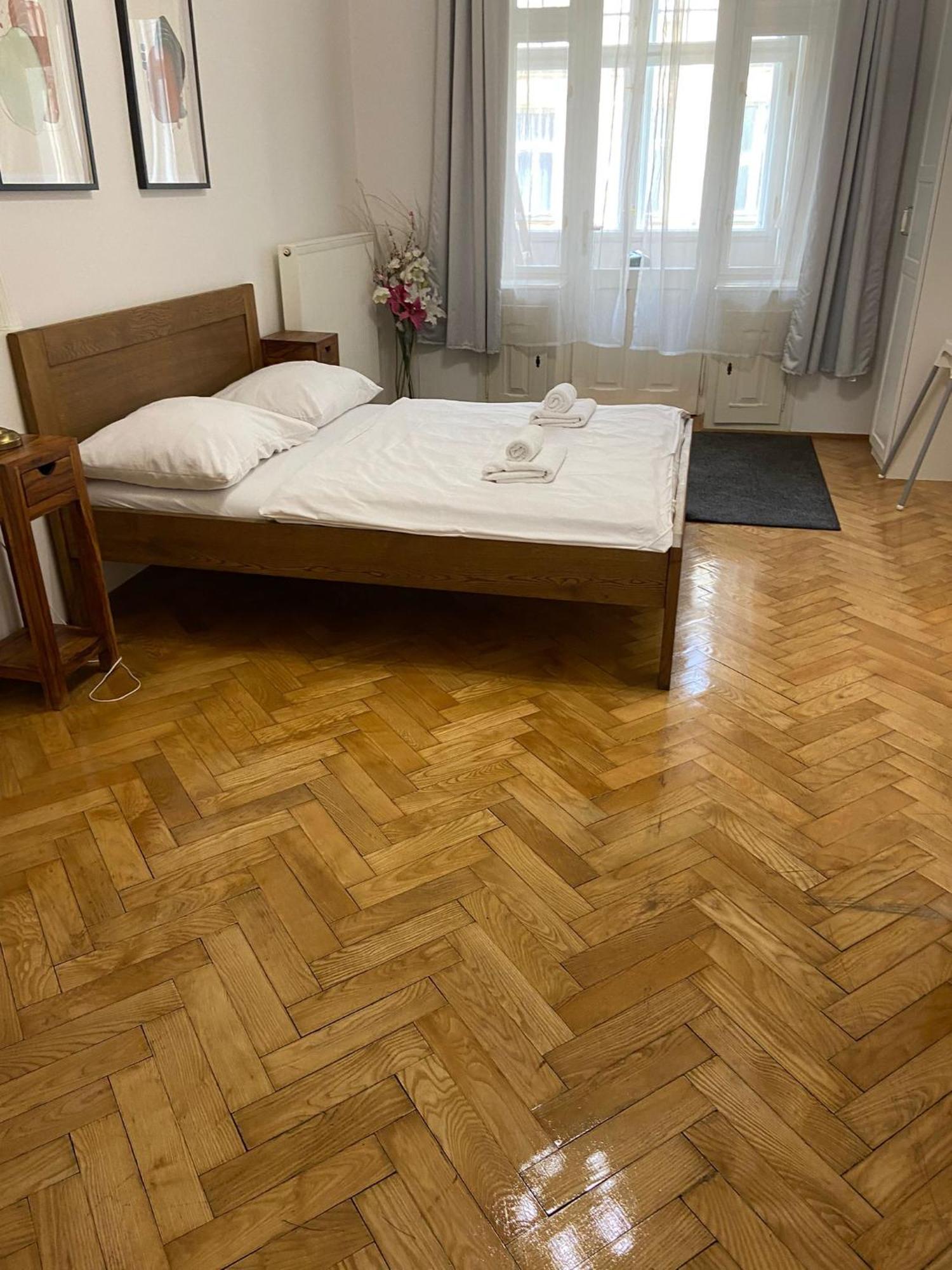 V Kolkovne - Old Town Residence Praag Buitenkant foto